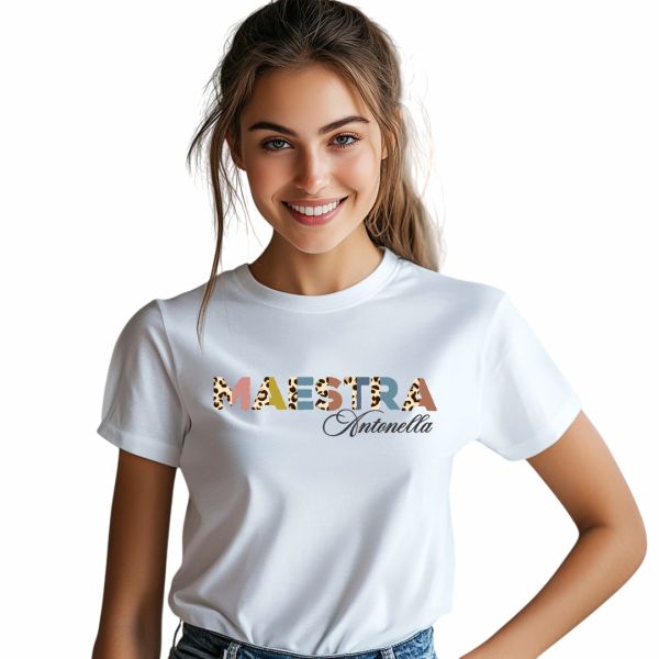 T-shirt "Maestra" - colorato con nome